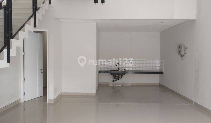 Rumah Baru Minimalis Posisi Hook di Thi 1 Bandung 2