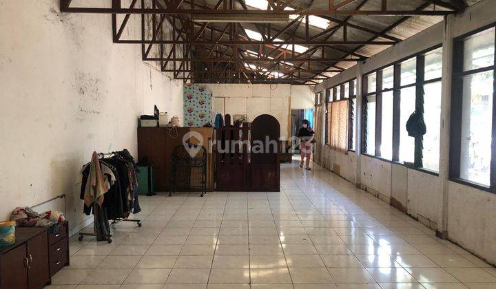 Rumah Plus Gudang Hitung Tanah Lokasi Tengah Kota di Kembar Bandung 2