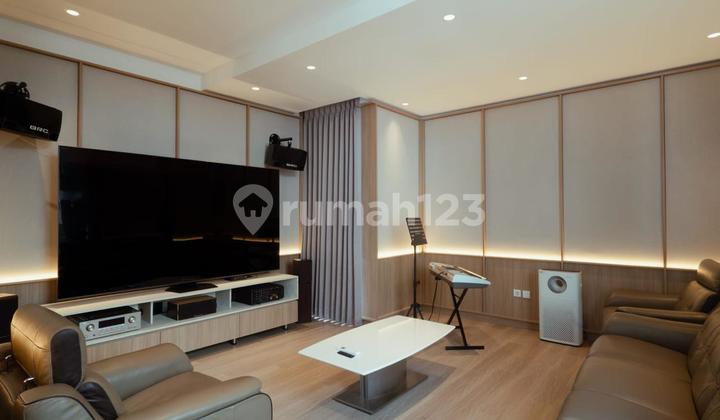 Rumah Lux Minimalis Modern Siap Huni di Setrasari Kulon Rumah Lux Minimalis Modern Siap Huni di Setrasari Kulon
