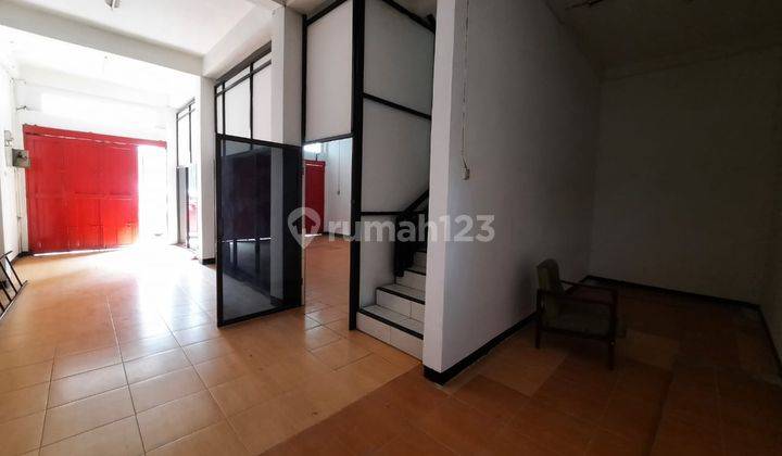 Ruko Siap Huni Lokasi Strategis Ciateul 3 lt Mainroad 2 arah  2
