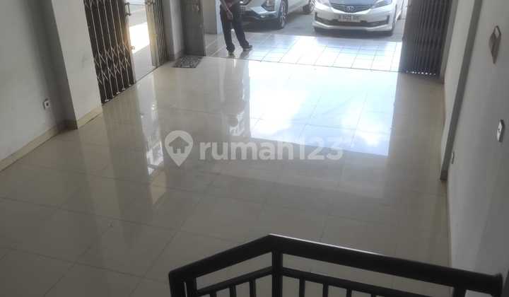 For Sale 3-Storey Shop House Ready to Use Area M Square Cibaduyut 2
