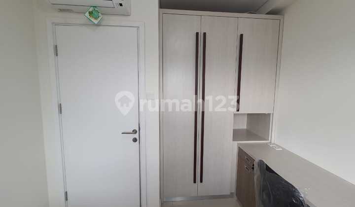 Unit Apartemen 1 BR Full Furnished di Parahyangan Residence Unit Apartemen 1 BR Full Furnished di Parahyangan Residence