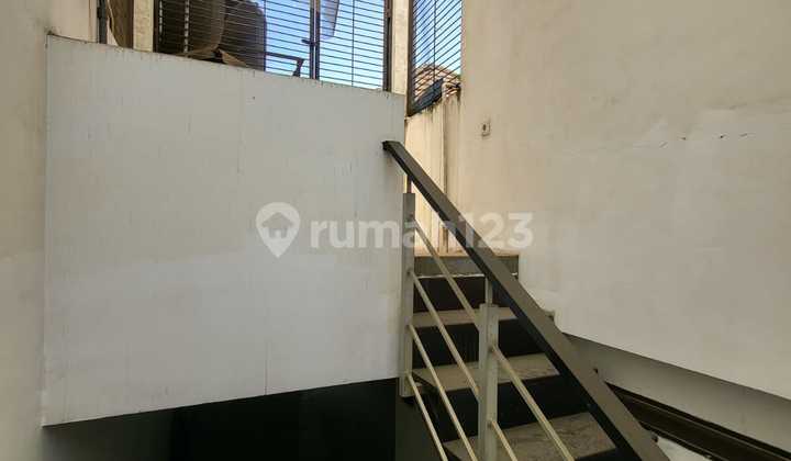 Sell Batununggal Indah House, 2 floors near modern market 2