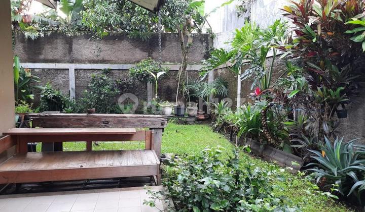 Turun Harga Rumah Asri Halaman Luas Sayap Gegerkalong