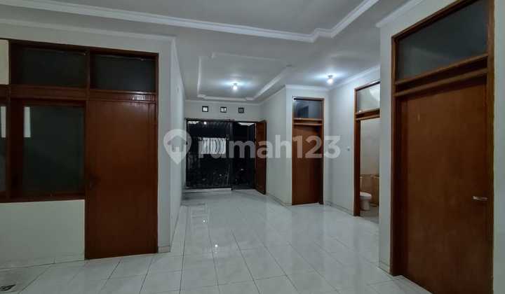 Jual Rumah Baru Renovasi Sayap Taman Kopo Indah 3