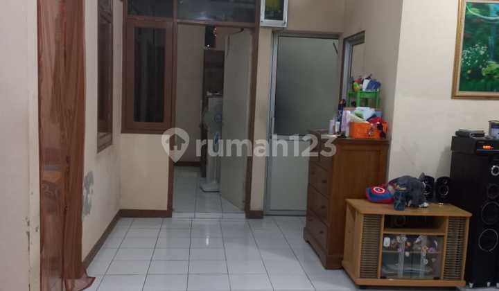 Well-Maintained Comfortable House Ready to Occupy Sayap Permata Kopo 2