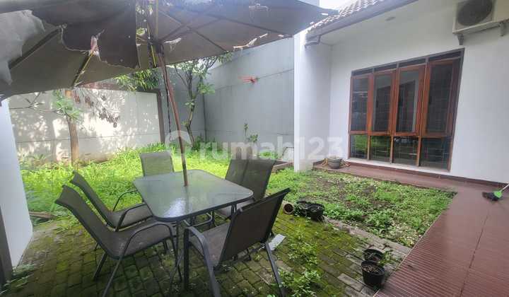 Rumah Cantik 1,5 Lt Siap Huni Sayap Batununggal