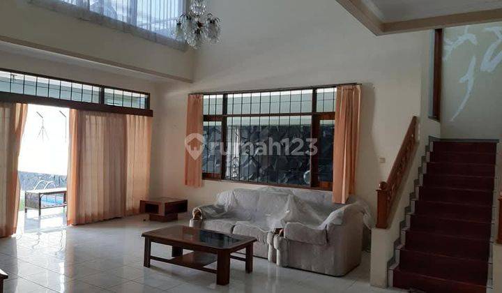 Jual Cepat Ruah Lama Siap Huni Cipaku fasilitas kolam renang 2