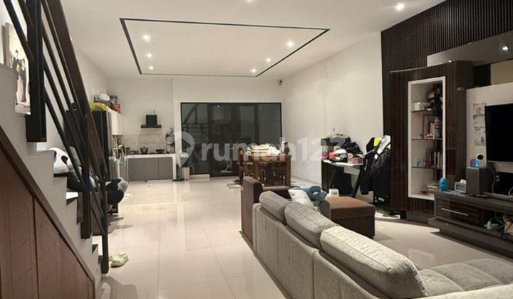 Cheap For Sale Ready-to-Occupy Minimalist House in Setra Duta