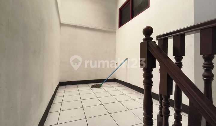 Dijual Rumah 2 Lantai Masuk Gang di Sayap Leuwipanjang 2