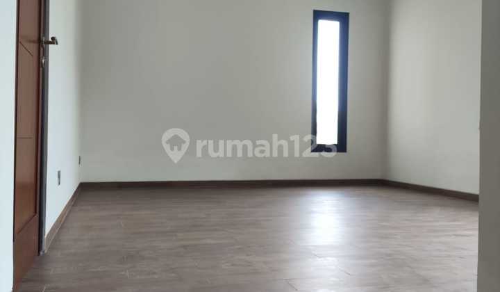 Sell Ready-to-Occupy House in Setiabudi Regency 2