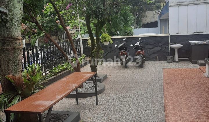 Rumah Hitung Tanah 2 Muka di Jl.abdurahman Saleh dan Jl.supadio