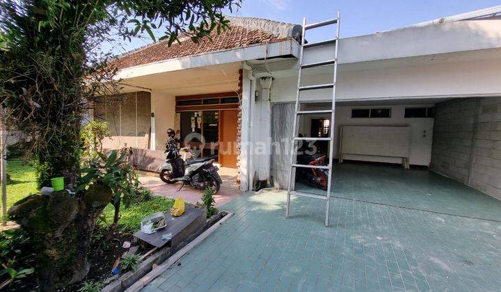 Sewa Rumah Luas Cocok Usaha komersil Lokasi Strategis, Burangrang 1