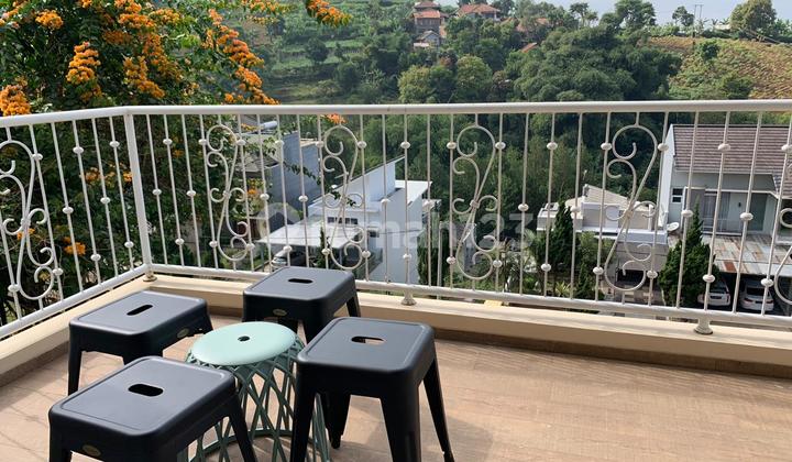 Rumah Cantik 3 Lantai Full Furnish Resor Dago Pakar 2