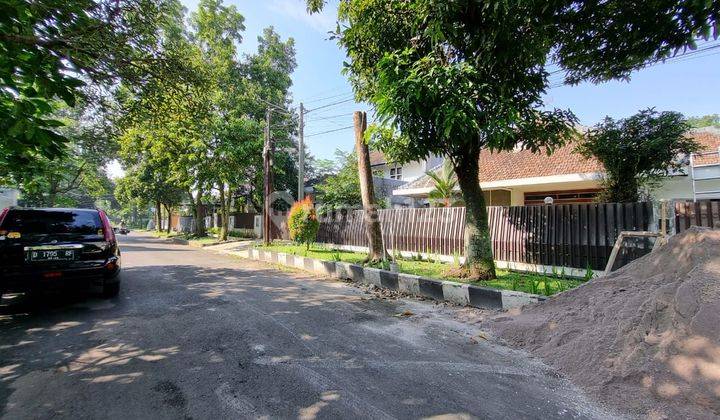 Sewa Rumah Luas Cocok Usaha komersil Lokasi Strategis, Burangrang 2