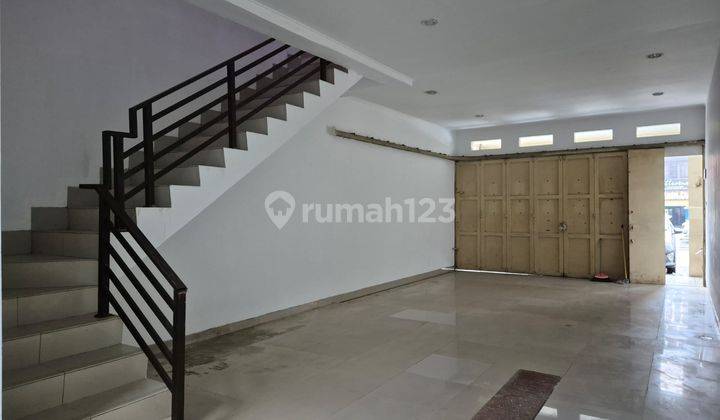 Ruko Siap Pakai Dekat Yogya Mekarwangi di Mekar Utama Bandung 2