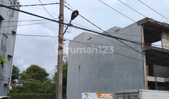 Tanah Kavling Letak Strategis di Kopo Mas Posisi Belakang Yogya