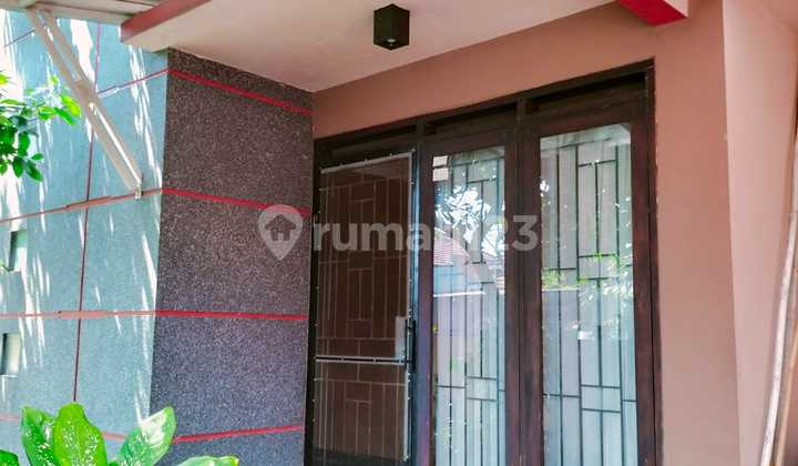 Rumah LUX Posisi HOOK Sayap TKI 3 Kopo, Bandung Rumah LUX Posisi HOOK Sayap TKI 3 Kopo, Bandung