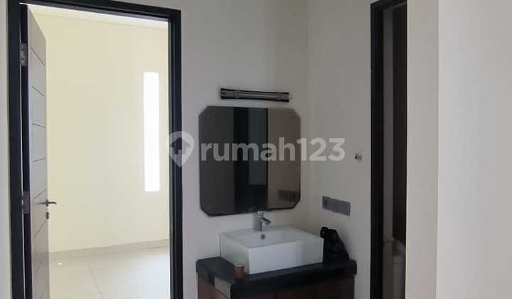 Rumah Dalam Cluster Favorite di Singgasana 2