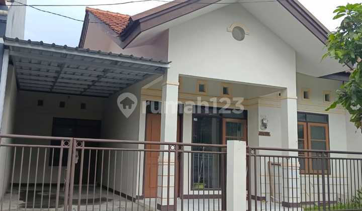 Rumah Baru Renov Rapih Siap Huni Area TKI 3