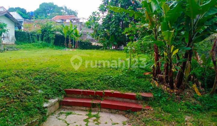 Kavling Bentuk Upslope Sayap Setrasari Kulon