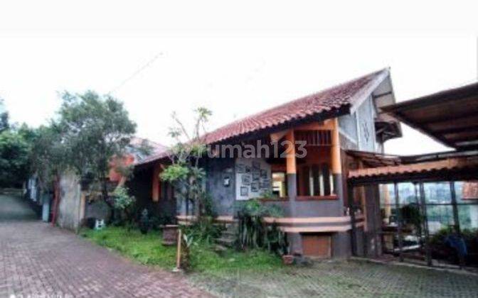 Rumah Model Villa, Udara Sejuk Dan View Cantik di Dago Bandung 2