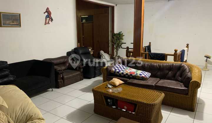 For Sale House Strategic Location on Mainroad Kopo