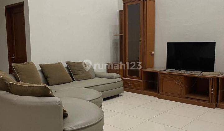 Rumah Furnished Siap Huni Dekat Tol Pasteur di Setra Duta Bandung 2