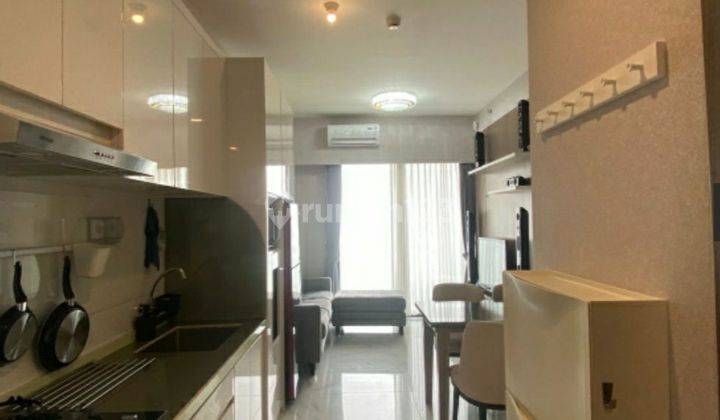 Apartemen Sky House Furnished 2