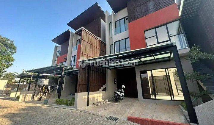 Rumah Baru Di Cigadung Raya Timur Bandung Utara 1