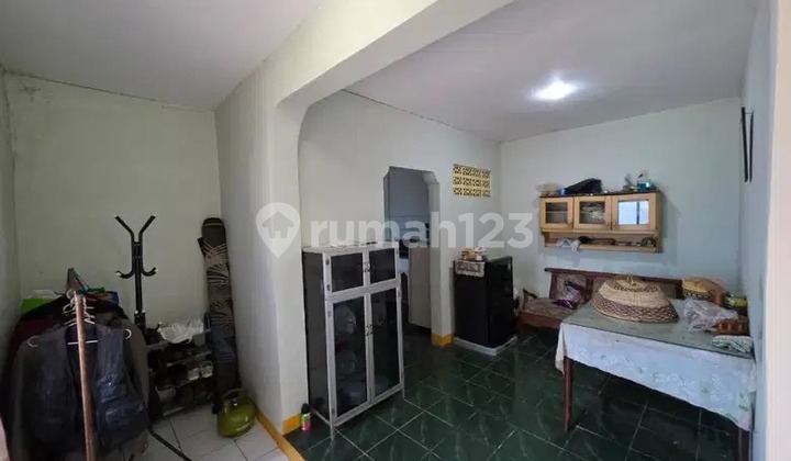 House for Sale in Cipageran Asri Complex. Serene Mountain Atmosphere with a View of Bandung City.