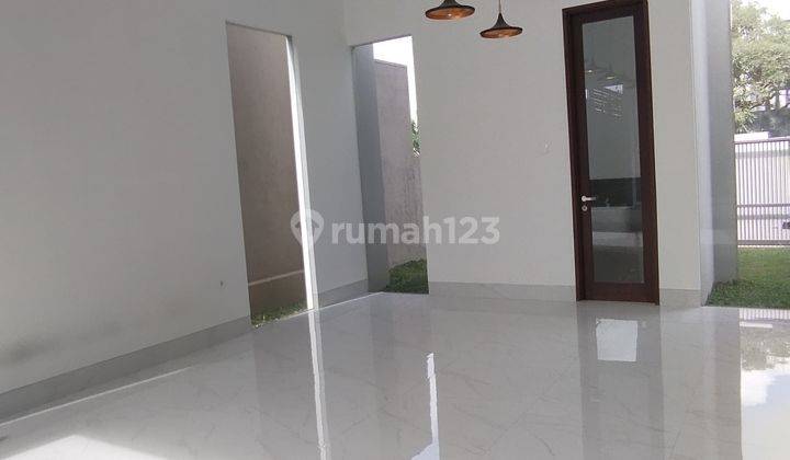 Dijual Rumah Lux Baru Komplek Setiabudi Regency Bandung 1