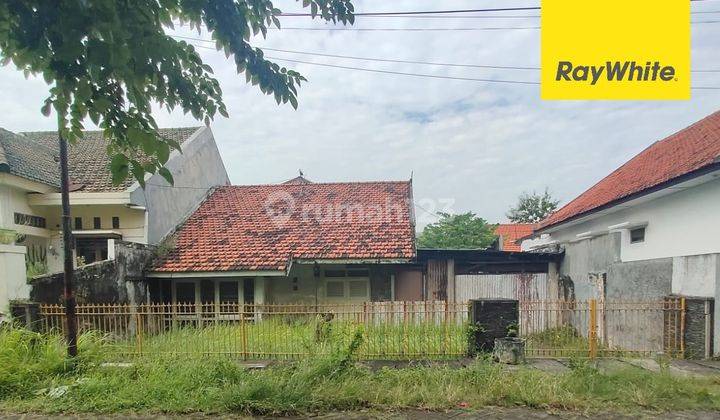 Dijual Rumah Hitung Tanah di Jalan Gayungsari Surabaya 1