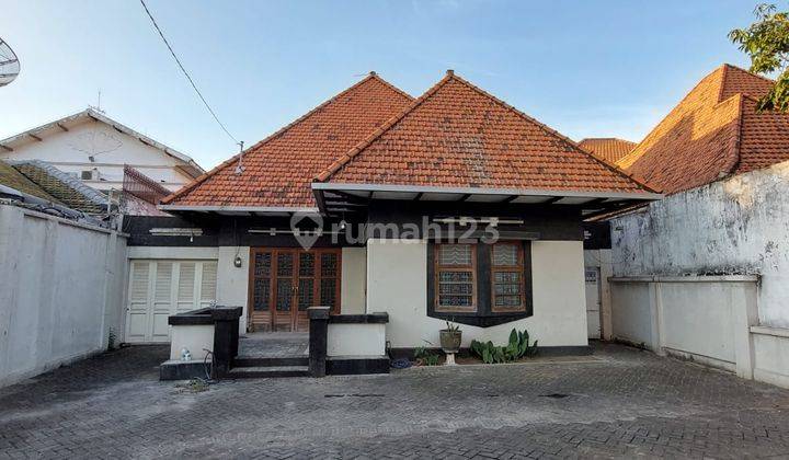 Dijual Rumah Pusat Kota di Jalan Citandui Darmo Surabaya 1