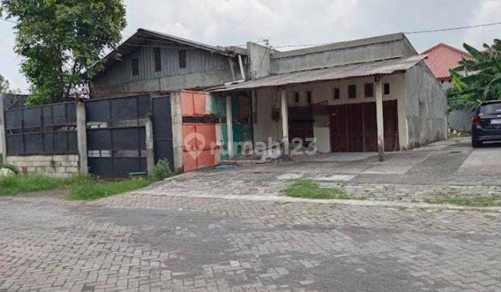 Dijual Rumah Gudang Hitung Tanah di Gayungsari Surabaya Selatan 1