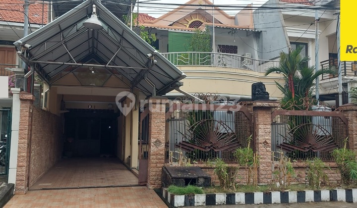 Dijual Rumah 2 lantai di Nginden Intan Barat Surabaya