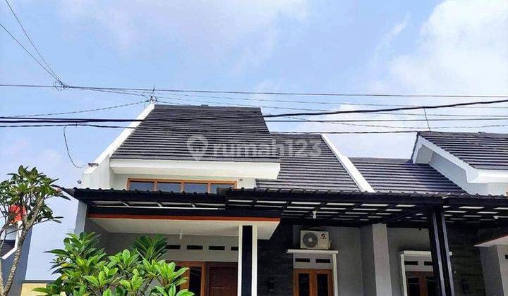  Lingkungan Auri Solo Rumah Di Colomadu Dekat Bandara  1