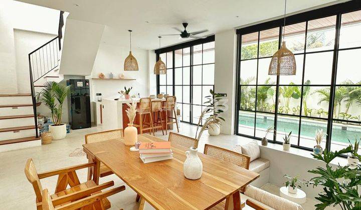 5 Bedrooms Furnished Mediterranean Villa in Tumbak Bayuh 2