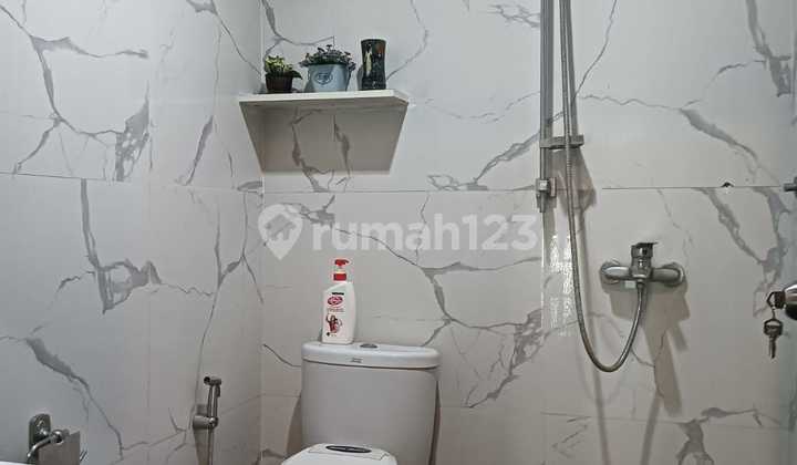 Dijual Rumah Bagus SHM di Cibubur 2