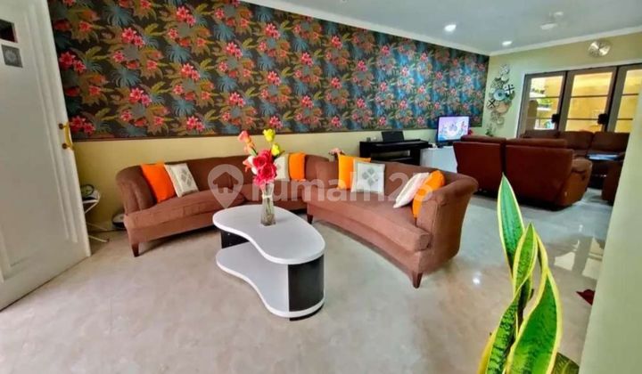 Dijual Rumah Bagus2 Lantai Di Raffles Hills Cibubur 2