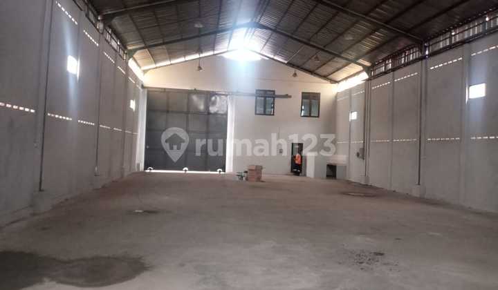 Warehouse and Office on Batakan Mulawarman Road Axis, Balikpapan