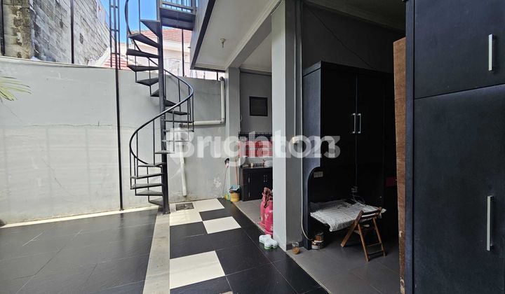 Rumah Besar Balikpapan Baru Depan Taman Nyaman dan Asri 2