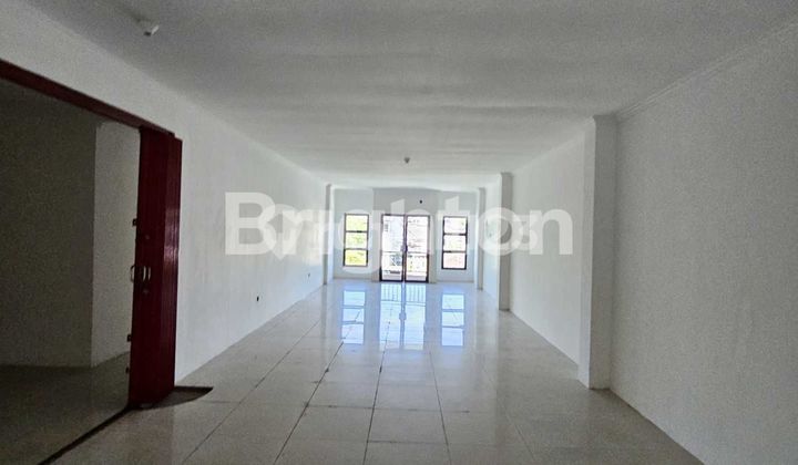 Ruko Gandeng Strategis Jalan Ahmad Yani Balikpapan  2