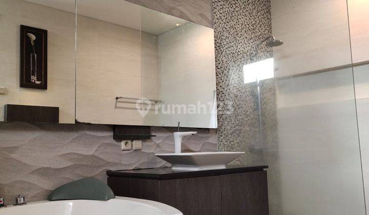 Disewakan Rumah Grisenda Pik Semi Furnish Mewah hoek  3