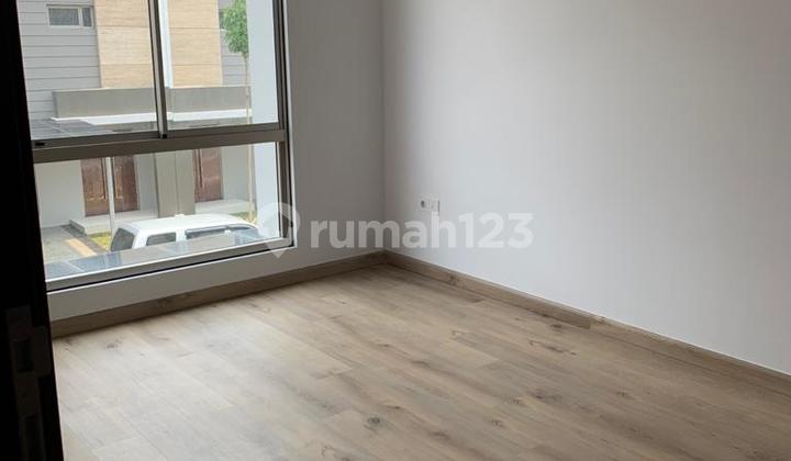 Jarang Ada  Rumah Golf Island Pik Di Cluster Piano Uk 6x12,5 3 Lantai 13