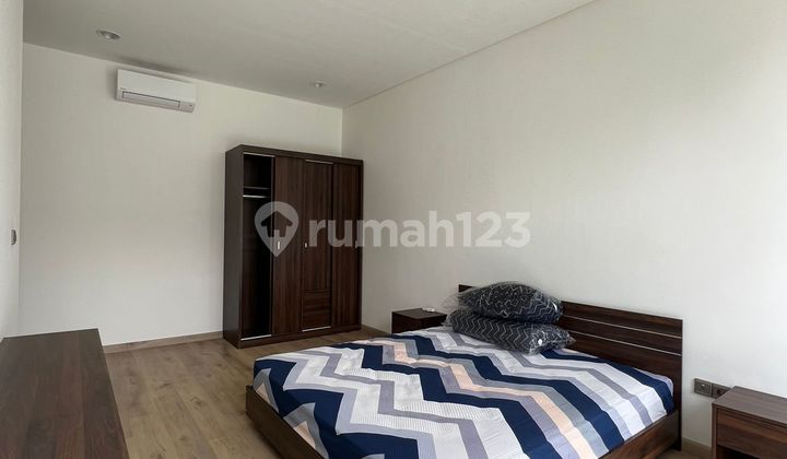 Furnish Brand New ,  Rumah Golf Island Pik Uk 8x25 Cluster Mozart Signature 9