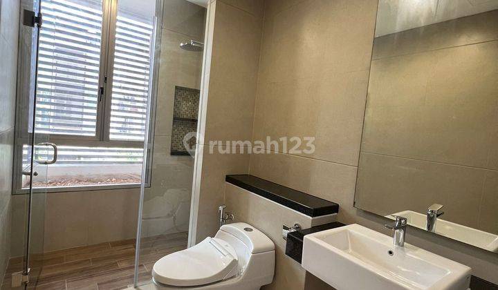 Furnish Brand New ,  Rumah Golf Island Pik Uk 8x25 Cluster Mozart Signature 10