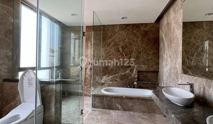 Furnish Brand New ,  Rumah Golf Island Pik Uk 8x25 Cluster Mozart Signature 17