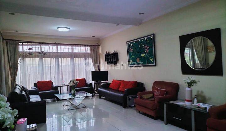 Rumah Kost Aktif Cigadung Dago Bandung lokasi strategis SHM 2