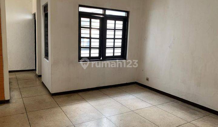 Sewa Rumah 1 Lantai unfurnished 315m2 tengah kota Cikutra Bandung 1